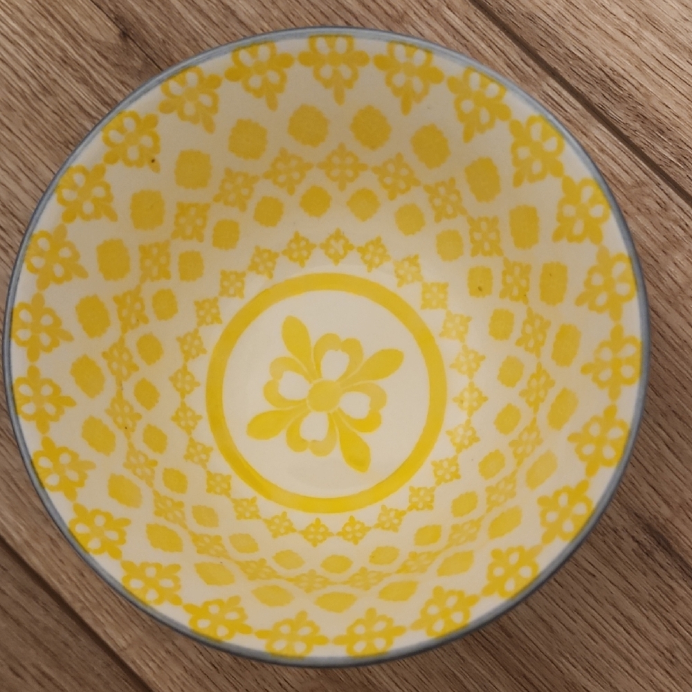 Signature Homewares - Bowl - Picture 2 of 7